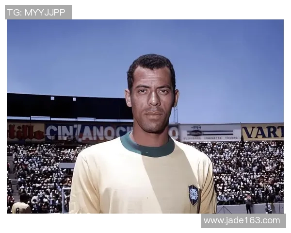 捷克足球传奇明星的辉煌历程与成就回顾 捷克足球传奇明星的辉煌历程与成就回顾