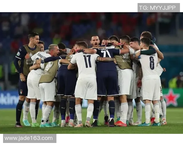 广州足球队在欧锦赛中的默契配合与战术分析展现出强大实力 广州足球队在欧锦赛中的默契配合与战术分析展现出强大实力