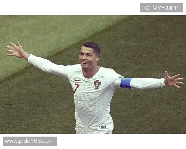 足球明星化身老年人演绎人生百态引发热议视频曝光引发网友热评 足球明星化身老年人演绎人生百态引发热议视频曝光引发网友热评