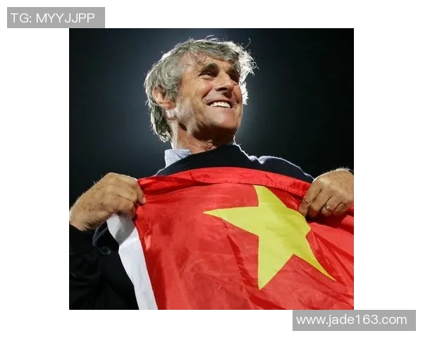 足球明星展现高超技艺引领全球足球潮流的魅力与激情 足球明星展现高超技艺引领全球足球潮流的魅力与激情